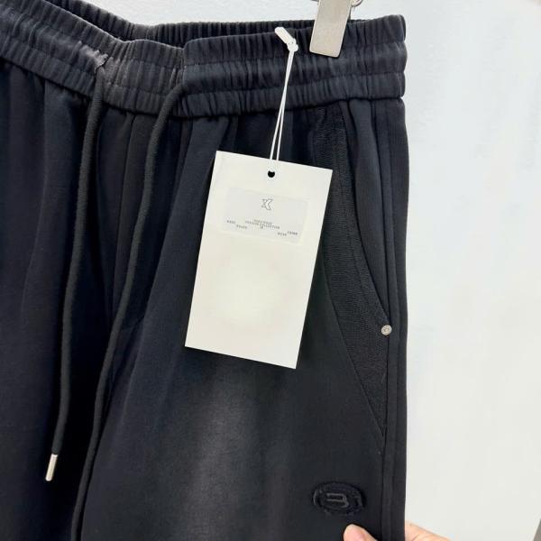 Quần Short Nỉ Đen 2602
